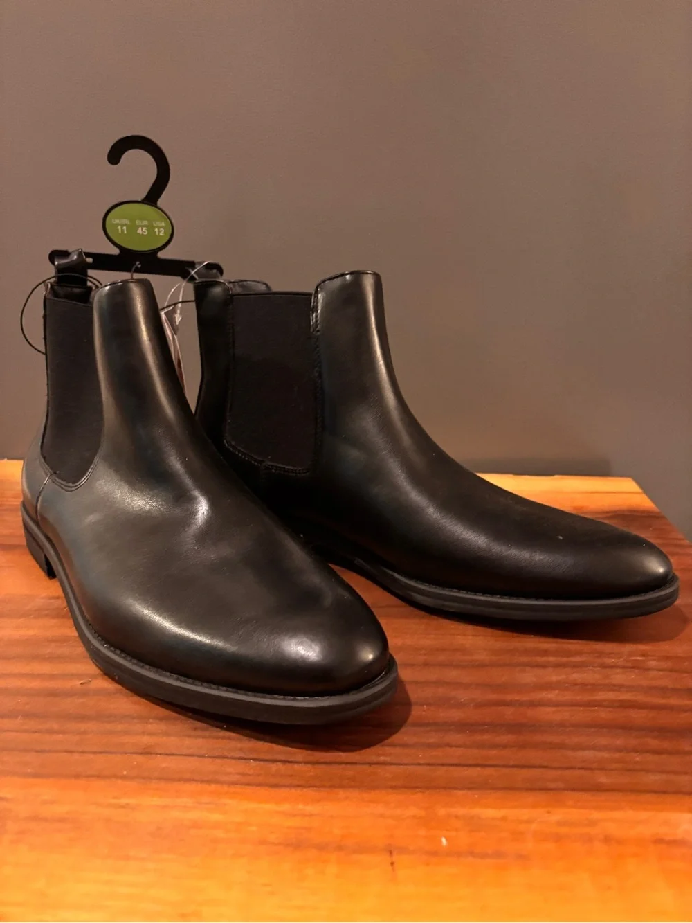 Men's Black Leather Chelsea Boots - Classic Slip-On Style